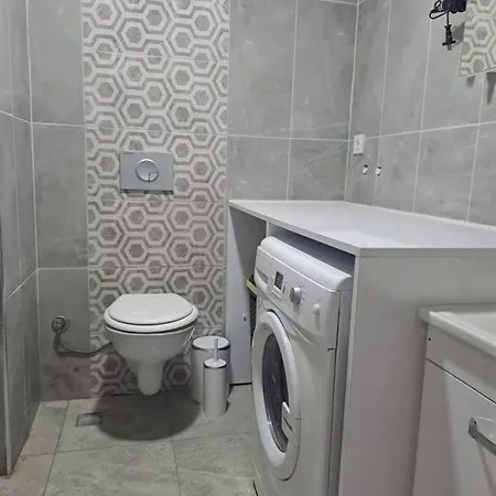 Apartment Havuz Olanagi Sunan Guezel Guezel Bir Daire *