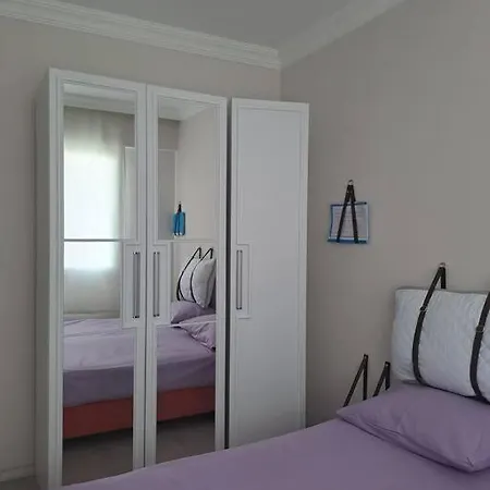 Havuz Olanagi Sunan Guezel Guezel Bir Daire Apartment *